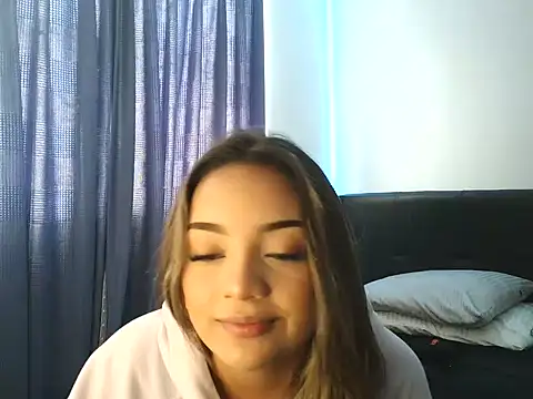 Snapshot of Itsgabyx chatting on 02.18.26 Itsgabyx online show from 02.18.26