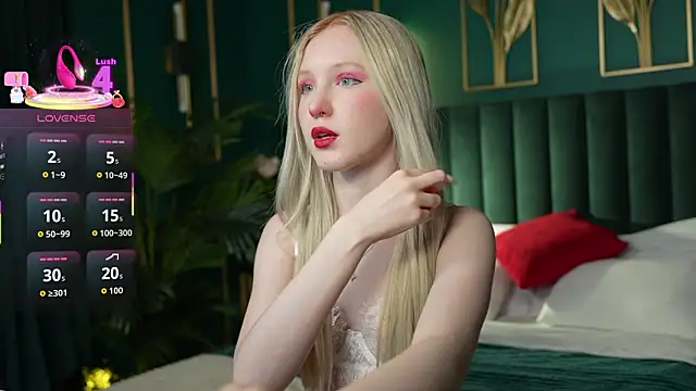 Snapshot of Sia_Hart chatting on 02.12.26 Sia Hart online show from 02.12.26