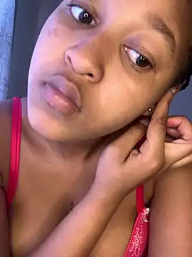 Snapshot of feliciahun chatting on 02.12.26 feliciahun online show from 02.12.26