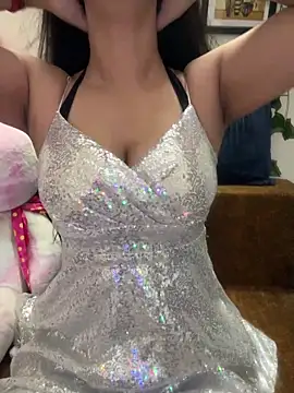 Maahhii online show from 06.15.26