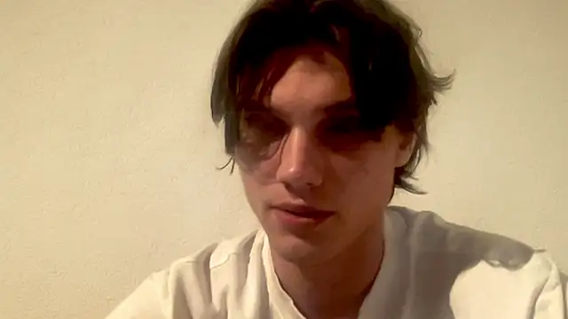 Snapshot of Calvin_win chatting on 04.04.26 Calvin win online show from 04.04.26