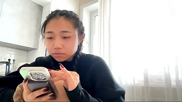 Snapshot of SweetMiaXO chatting on 02.25.26 SweetMiaXO online show from 02.25.26