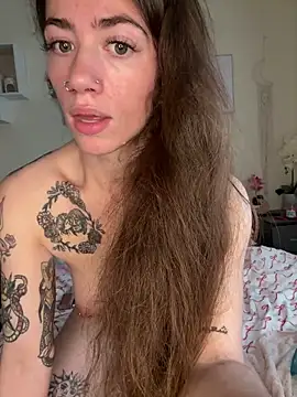 Snapshot of ValenciaTheVixenXX chatting on 06.06.26 ValenciaTheVixenXX online show from 06.06.26