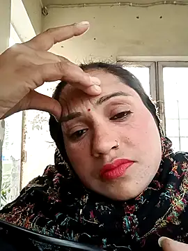 Cute-karisma1234 online show from 02.02.26