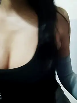 AngelTrisa online show from 02.05.26