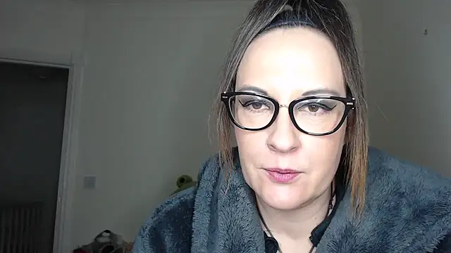 Snapshot of PsychicDominatrix chatting on 02.20.26 PsychicDominatrix online show from 02.20.26