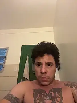 Snapshot of DieMitransarinos chatting on 03.28.26 DieMitransarinos online show from 03.28.26