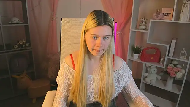 CelestineMauriac online show from 04.15.26