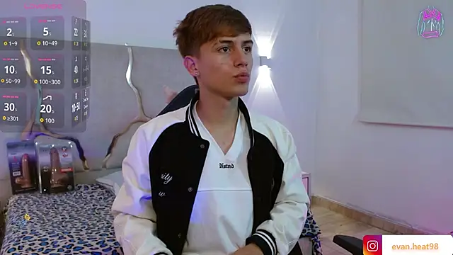 EVAN TAY online show from 04.05.26