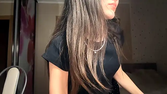 Snapshot of Kiaicatie chatting on 02.04.26 Kiaicatie online show from 02.04.26