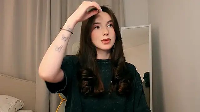 ssandralovin online show from 04.16.26