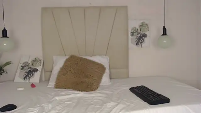 Snapshot of Ashley_Ebony__ chatting on 02.24.26 Ashley Ebony online show from 02.24.26