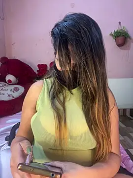 Samaira Juicy143 online show from 05.06.26
