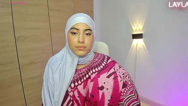 LAY LA  online show from 04.21.26