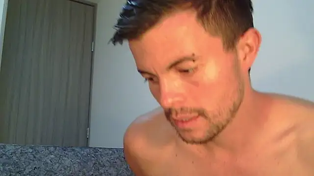 Snapshot of jordan_fox chatting on 02.25.26 jordan fox online show from 02.25.26