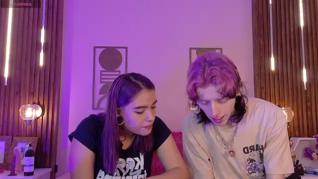 Snapshot of Hanna-Winchester chatting on 02.18.26 Hanna-Winchester online show from 02.18.26