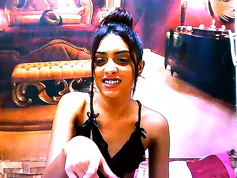 Snapshot of IndianPretty14u2Luv chatting on 02.01.26 IndianPretty14u2Luv online show from 02.01.26