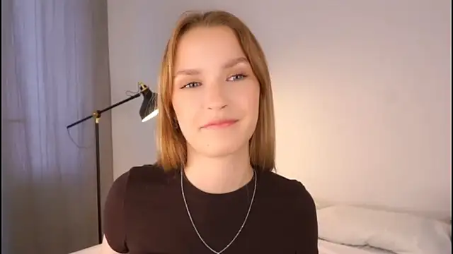 Snapshot of HellenSpelly chatting on 02.15.26 HellenSpelly online show from 02.15.26