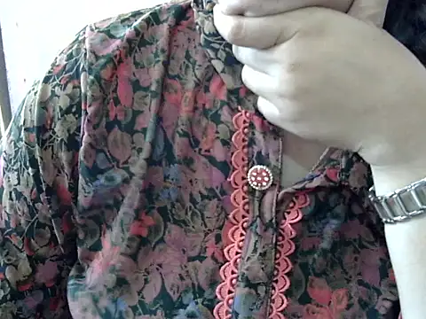 Cute Aliyaa online show from 03.28.26