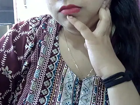 Cute Aliyaa online show from 04.07.26