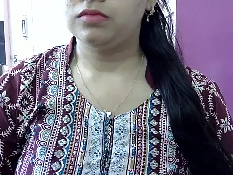 Cute Aliyaa online show from 04.15.26