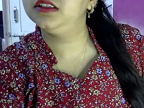 Cute Aliyaa online show from 05.25.26