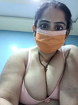 diyam4002 online show from 02.09.26