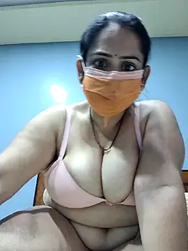 diyam4002 online show from 02.21.26