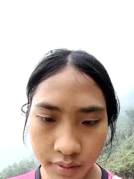 Snapshot of Hoa-tuylip chatting on 02.24.26 Hoa-tuylip online show from 02.24.26