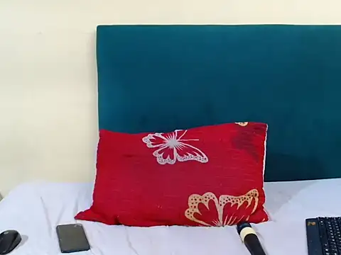 Snapshot of FreakyMelanin18 chatting on 02.17.26 FreakyMelanin18 online show from 02.17.26