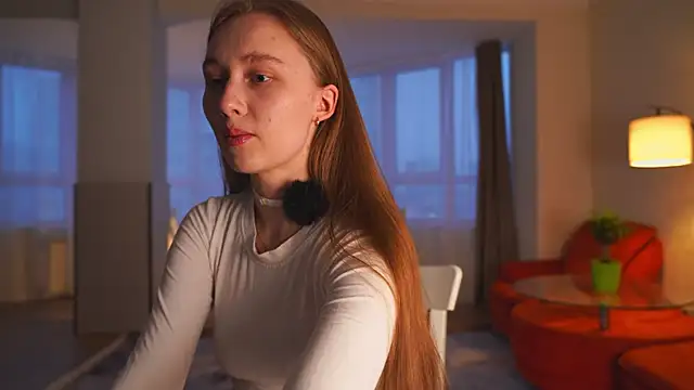 SharaNewbern online show from 04.10.26