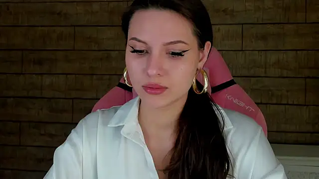 AliceVersal online show from 04.03.26