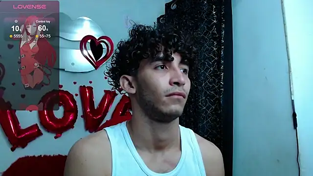 Snapshot of Caius_fox chatting on 02.26.26 Caius fox online show from 02.26.26