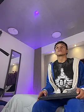 Dominik Souza online show from 04.14.26