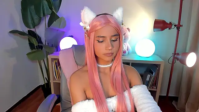 Lia flor online show from 02.16.26