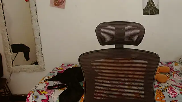 Snapshot of Lolitaa__VIP chatting on 02.13.26 Lolitaa VIP online show from 02.13.26