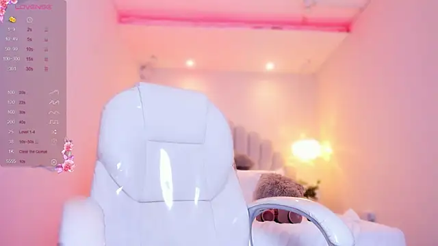 KataThonpson online show from 04.11.26