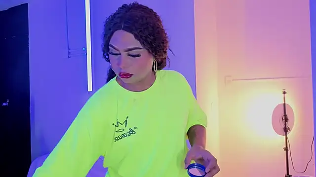 Snapshot of megara_hott chatting on 02.15.26 megara hott online show from 02.15.26