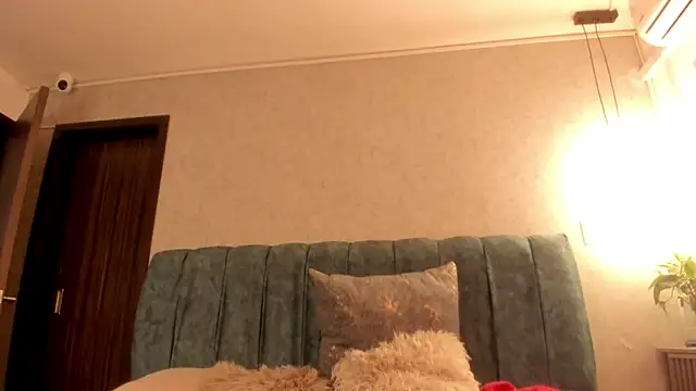 Aleera Walton online show from 03.27.26