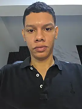 milo cruz  online show from 04.07.26