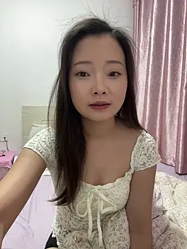 BIGBABYYEYE online show from 04.09.26