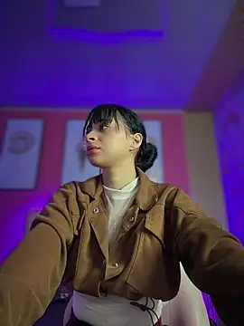 Snapshot of Sasha-18 chatting on 02.04.26 Sasha-18 online show from 02.04.26