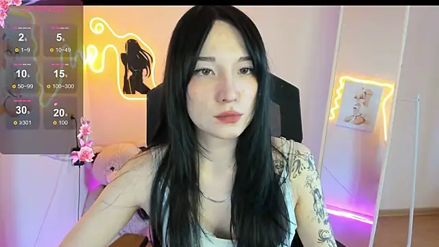 AliceeinWonderlanddd online show from 03.23.26