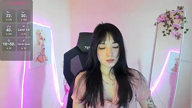 AliceeinWonderlanddd online show from 07.19.26
