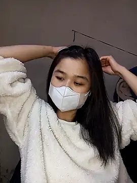 Daisy-lusia2026 online show from 04.08.26