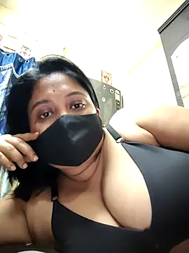 Curvy Trisha online show from 02.27.26