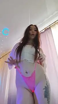 Snapshot of _strawberry_moon_ chatting on 02.20.26 strawberry moon online show from 02.20.26