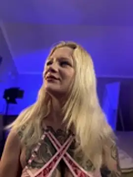 Snapshot of BlondeDoll_ chatting on 02.21.26 BlondeDoll online show from 02.21.26