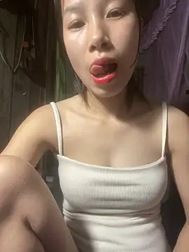 Snapshot of -Xenia_ chatting on 03.28.26 -Xenia online show from 03.28.26