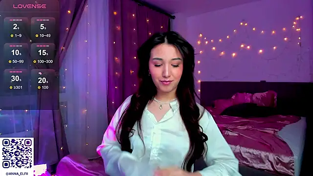 Anna Elfii online show from 02.08.26